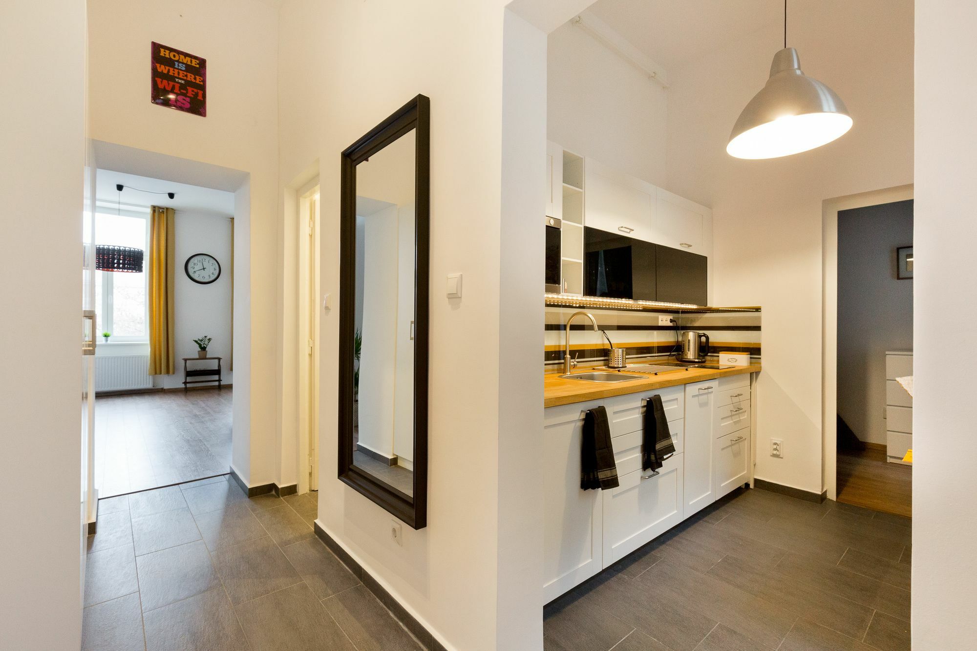 Bpm-Kate'S Central Home In Budapest Bagian luar foto